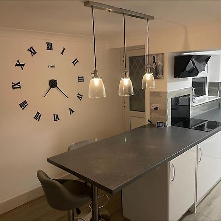 The Ironstone Miners Cottage Wilton  Экстерьер фото