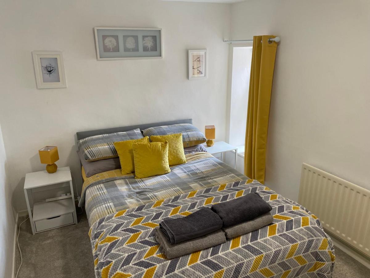 The Ironstone Miners Cottage Wilton  Экстерьер фото